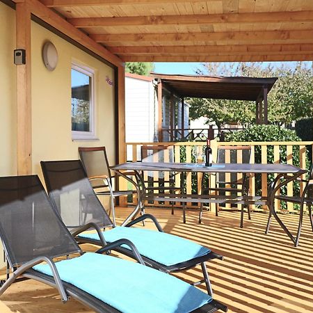 Panorama Mobile Homes In Camping Park Umag Bagian luar foto