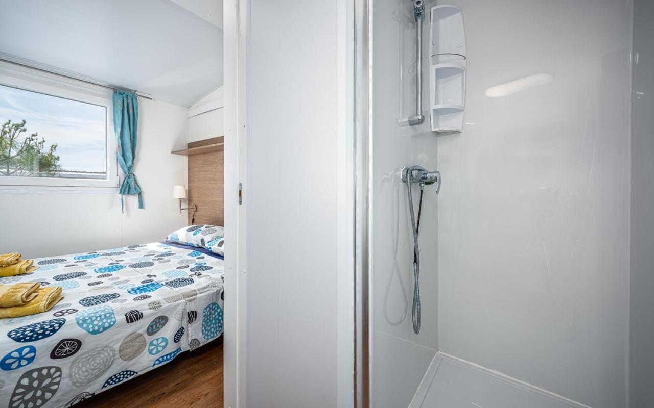 Panorama Mobile Homes In Camping Park Umag Ruang foto