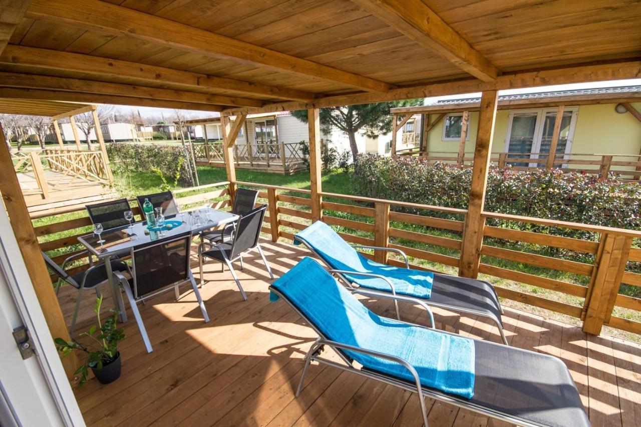 Panorama Mobile Homes In Camping Park Umag Bagian luar foto