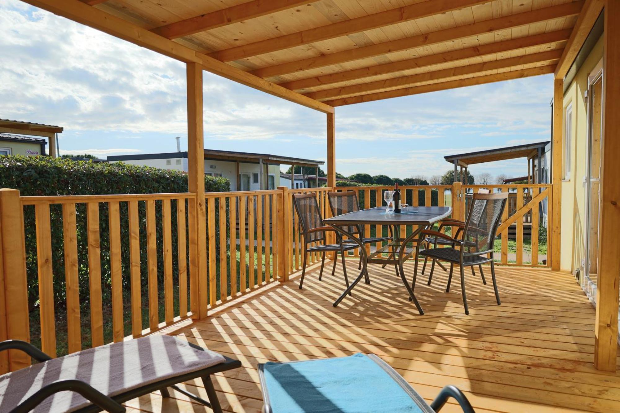 Panorama Mobile Homes In Camping Park Umag Bagian luar foto